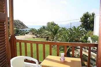 飞马套房公寓 公寓 Acherounes