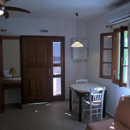 飞马套房公寓 *