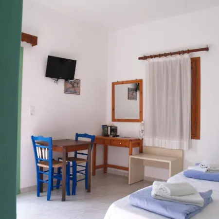 飞马套房公寓 Acherounes