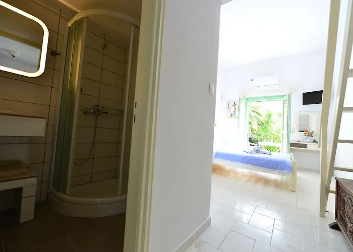 Pegasus & Διαμέρισμα Αχερούνες